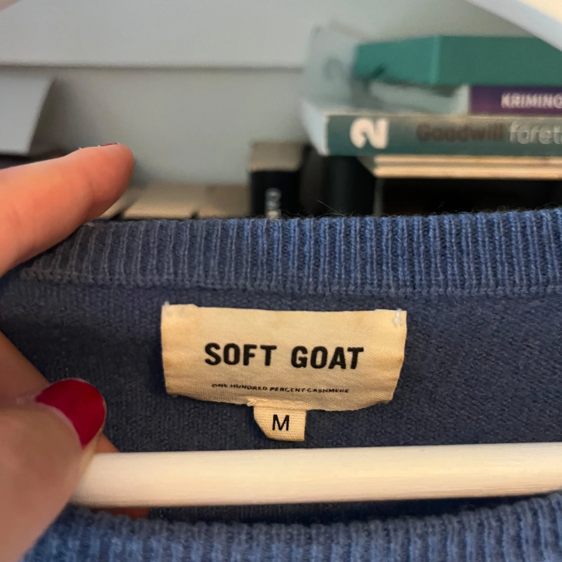 Blå kashmirtröja från Soft Goat - 1