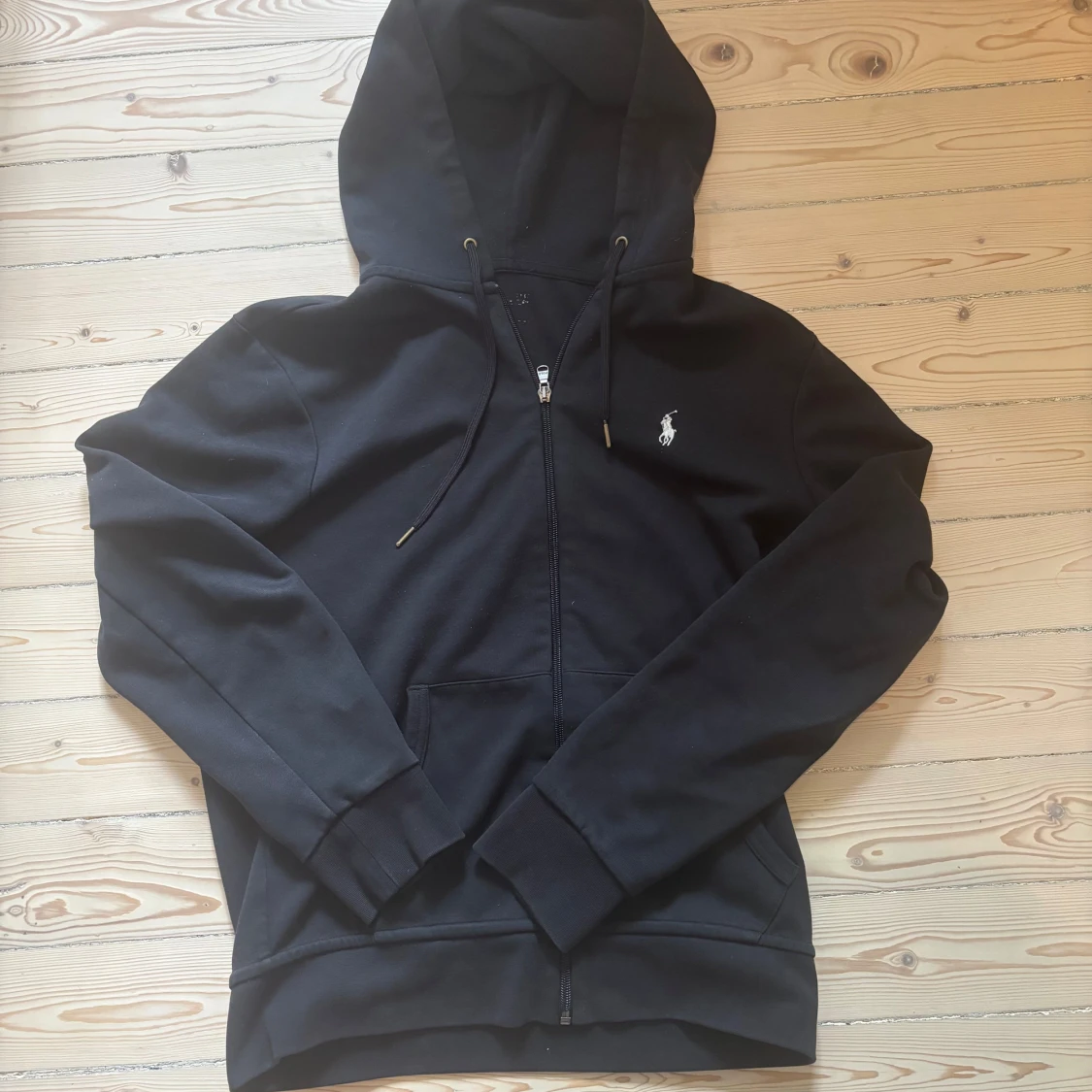Svart hoodie från Ralph Lauren
