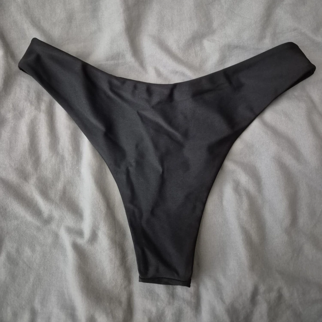 Svarta bikiniunderdel - 2