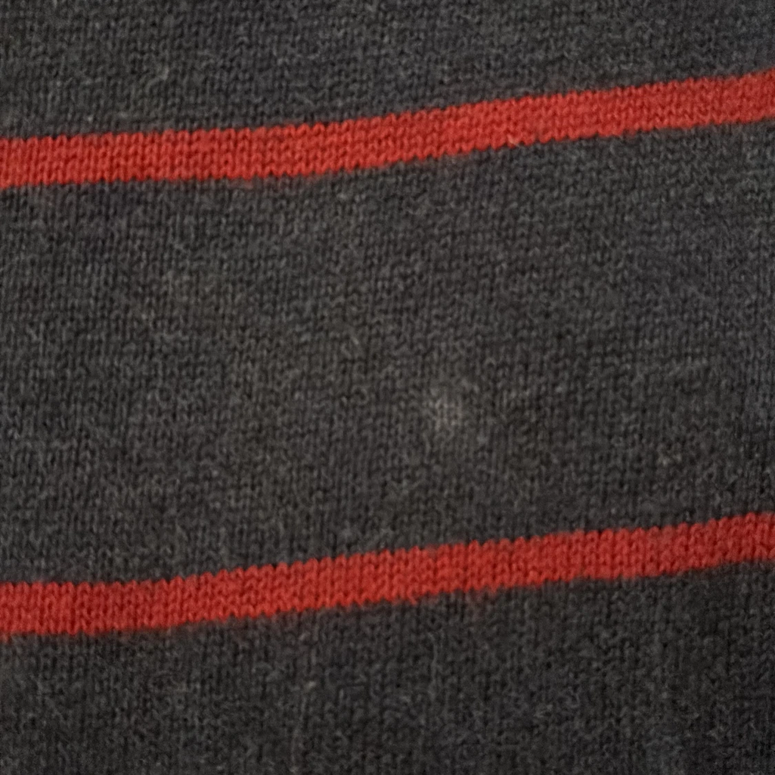 Randig mörkblå tröja från Batistini - 2