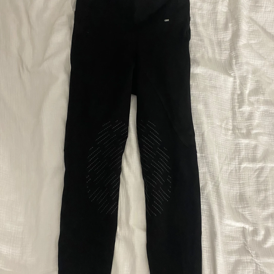 Svarta ridleggings från CRW, stl 36
