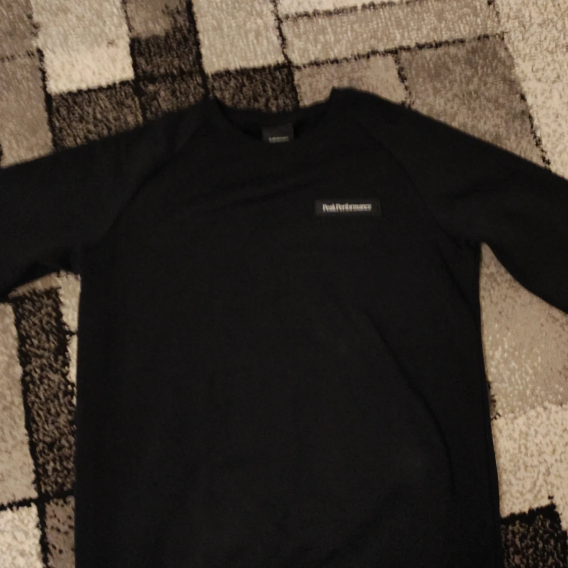 Långarmad Svart Peak Performance Tröja - 3