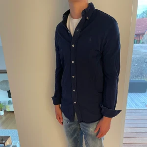 Polo Ralph lauren skjorta  - Säljer nu denna snygga Polo Ralph lauren skjorta, skriv för fler bilder/frågor🙌🏼