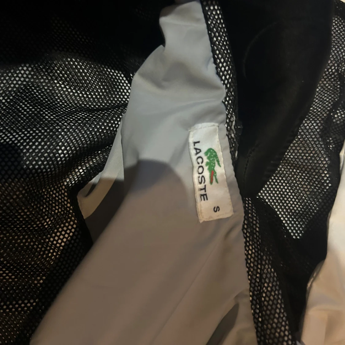 Lacoste vindjacka och byxor - 1