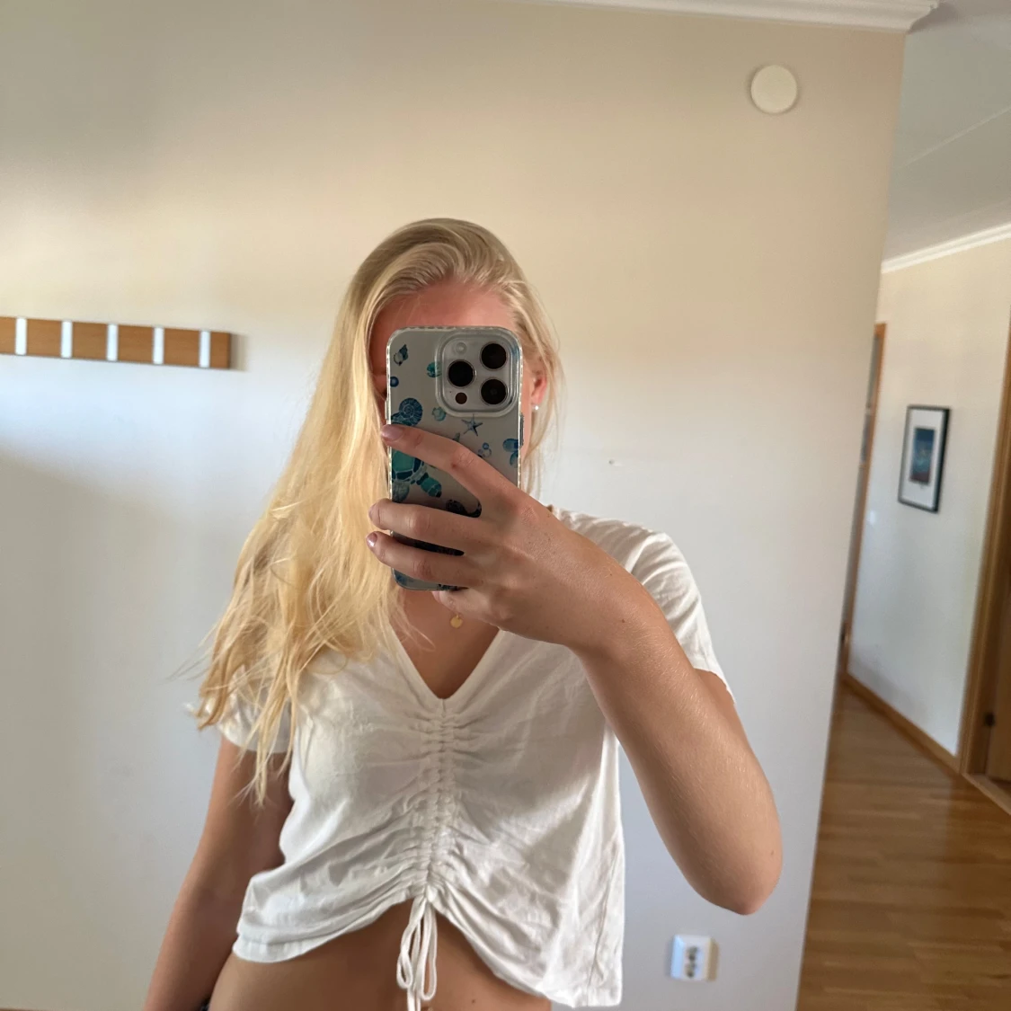 Vit croppad topp med snörning