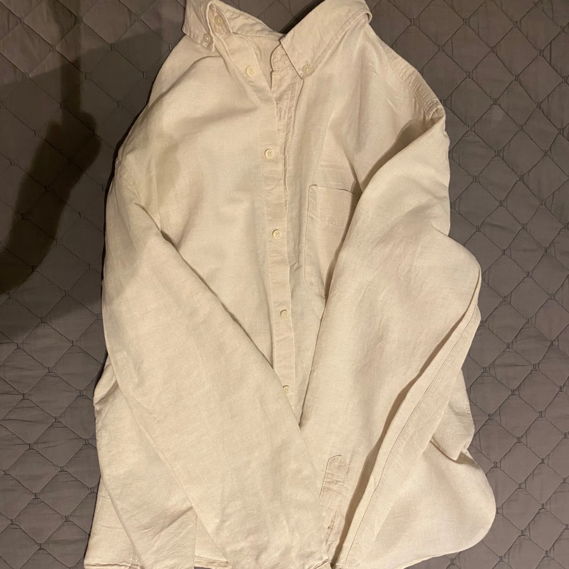 Beige linneskjorta  - 1