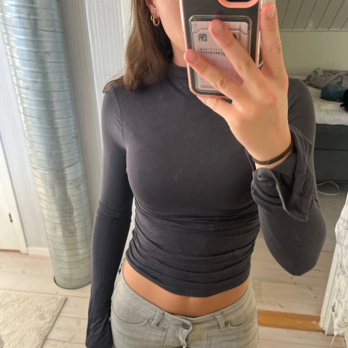 Mörkgrå tight långärmad topp - 2