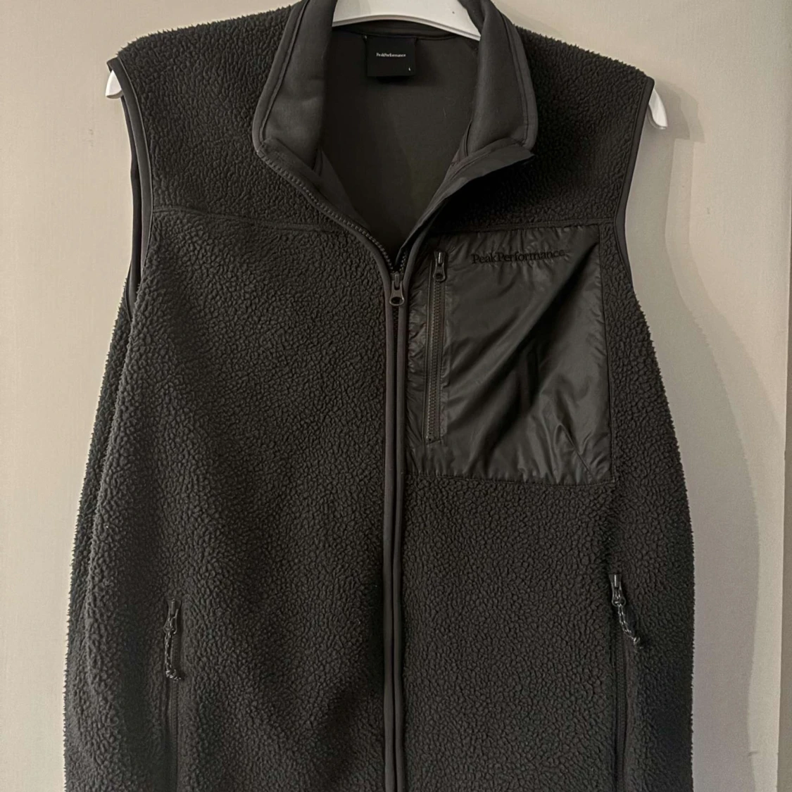 Svart fleeceväst Peak Performance L