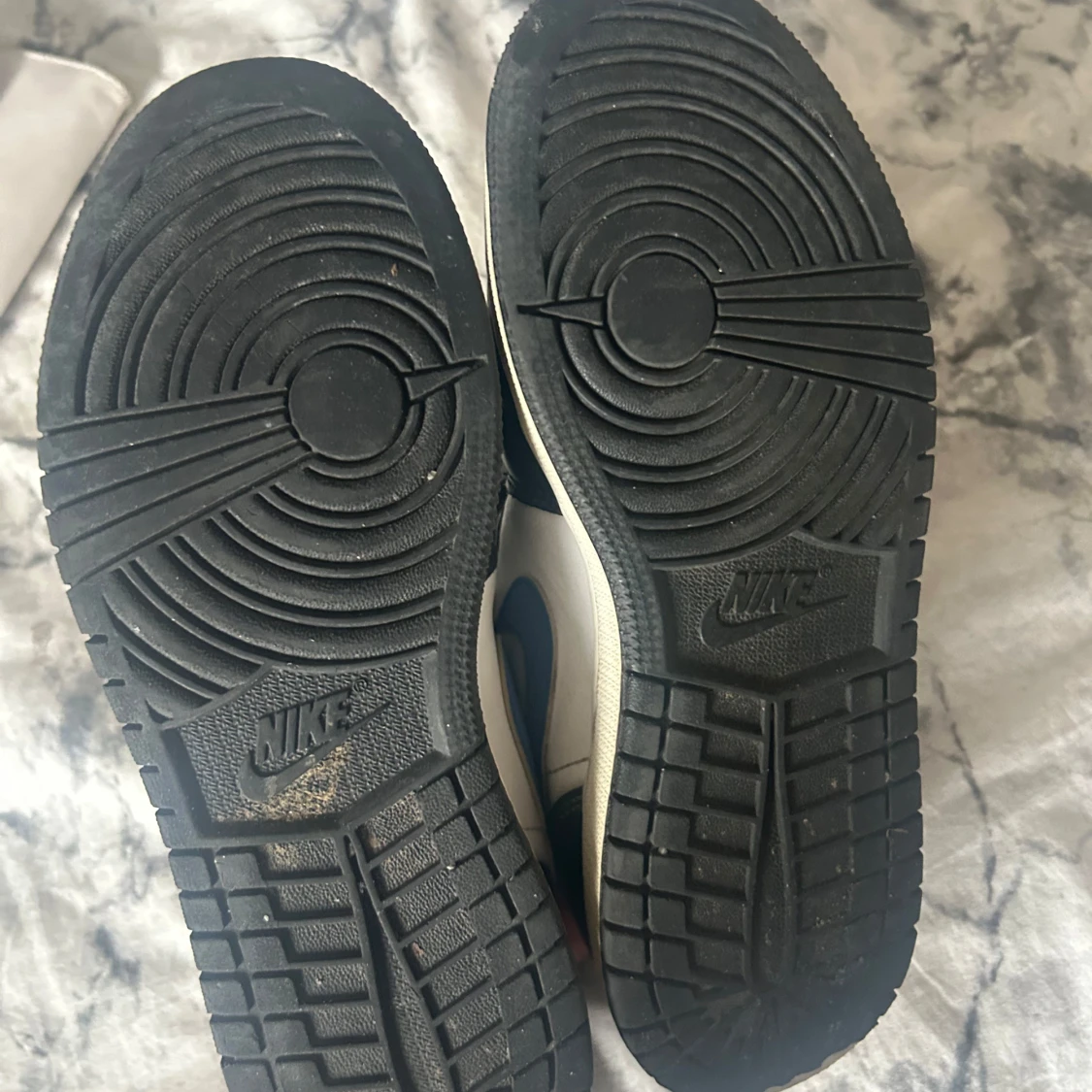 Nike Air Jordan 1 svart/blå sneakers - 2