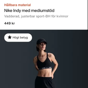 Nike sport-bh - Säljer en oanvänd sport-bh från Nike då den var för liten för mig! Har uttagbara inlägg och justerbara axelband😇(lappen tog jag av innan jag provade🥲)