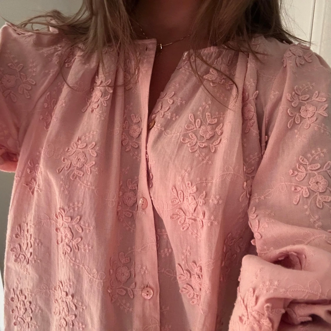 Rosa blommig skjorta/blus från Dobber - 2