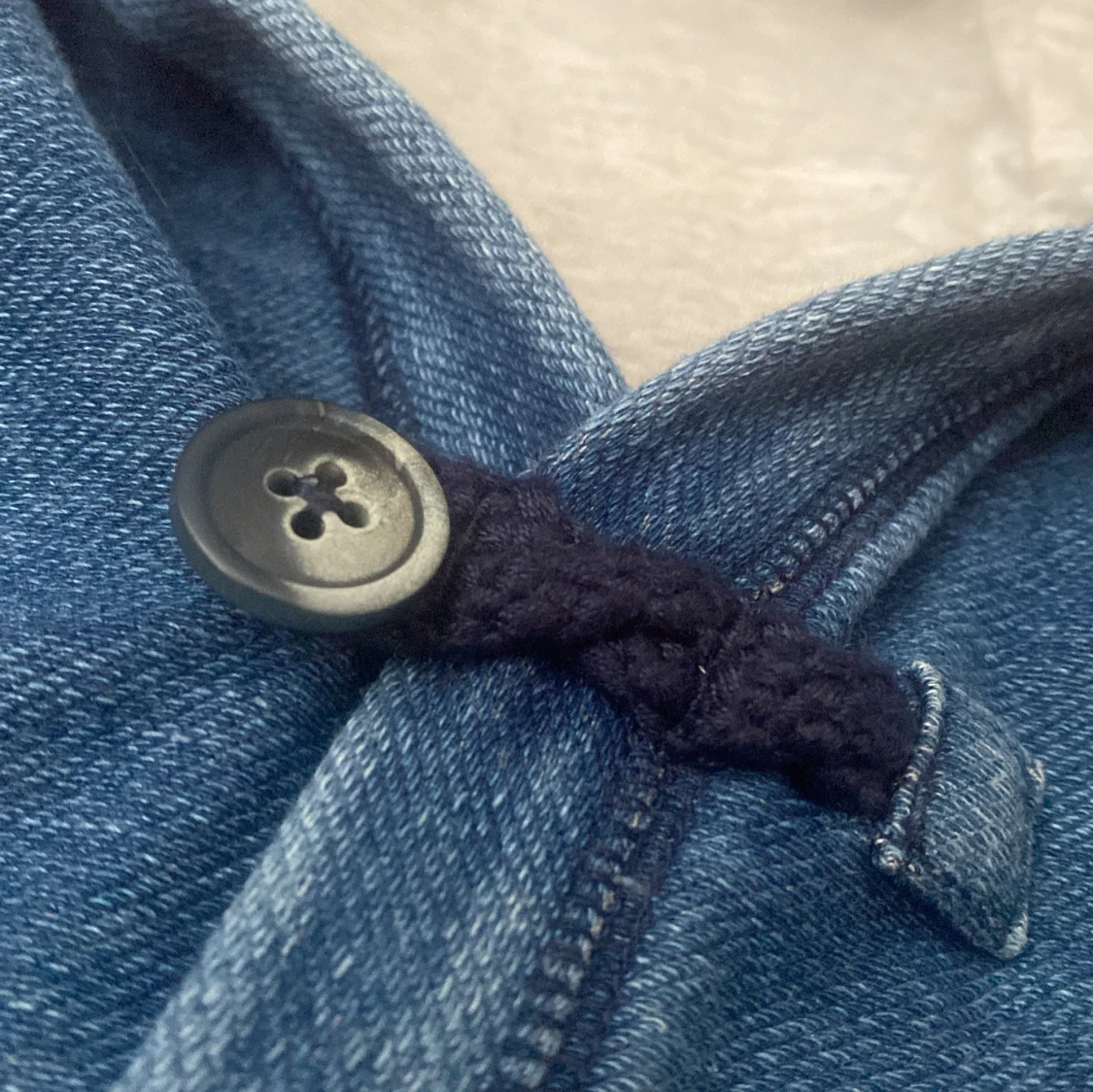 Blå hoodie från Tommy Hilfiger - 2