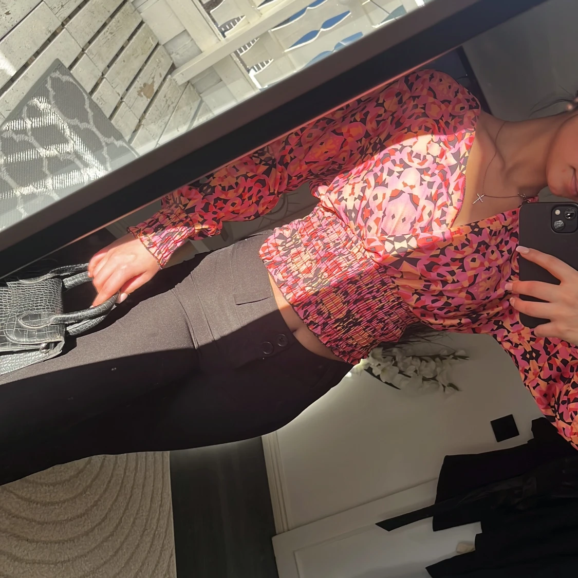 Färgglad blus med mönster - 4