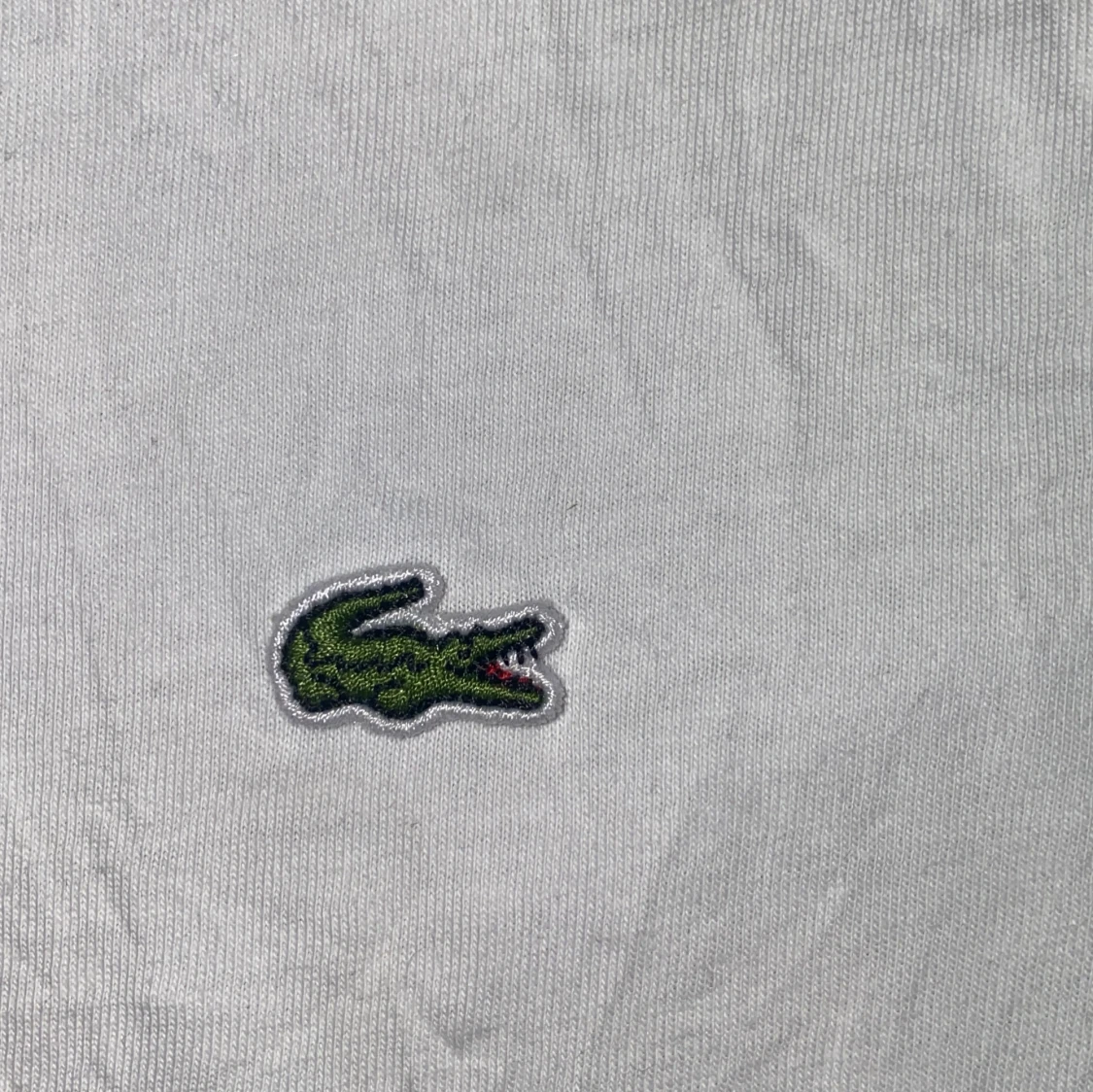 Vit kortärmad t-shirt från Lacoste - 1