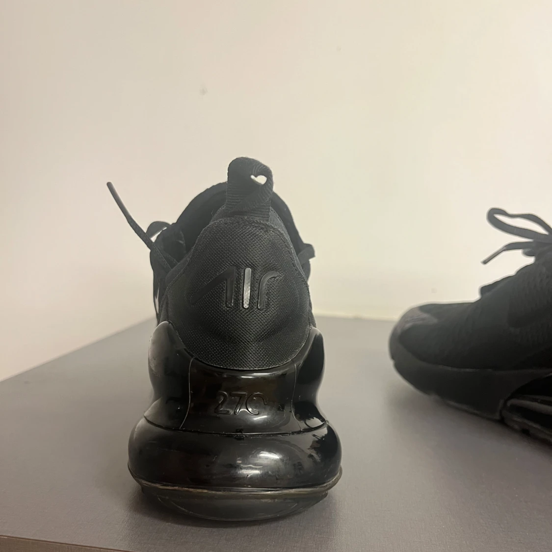 Nike Air Max 270 - 2