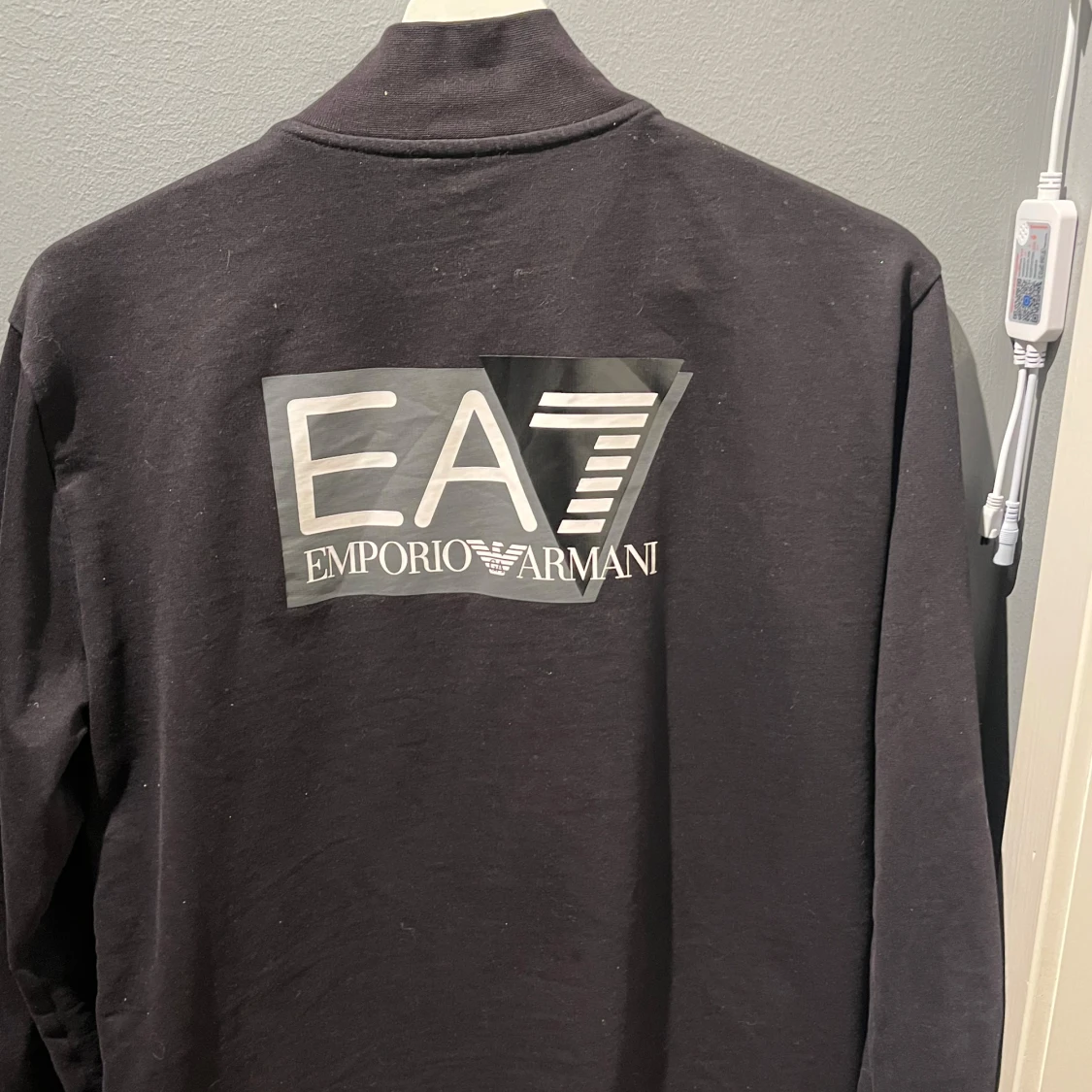 Svart hoodie från Emporio Armani - 1
