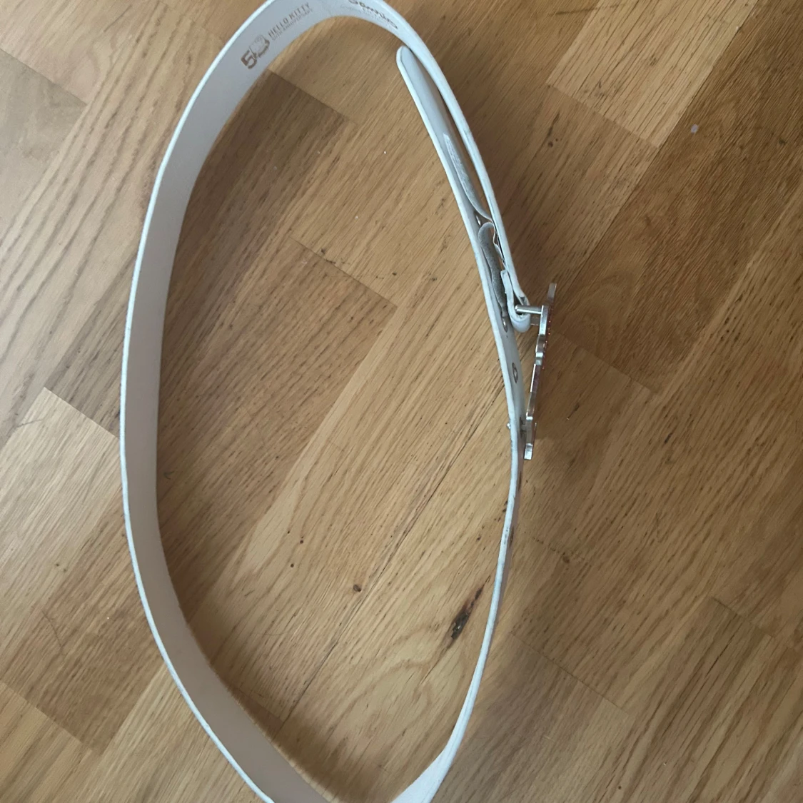 Vitt Hello Kitty bälte - 2