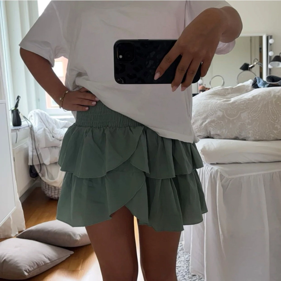 Grön volangkjol från Neo Noir