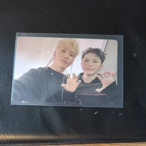 Hoshi Woozi unit PC - K-pop Photocard på Hoshi och Woozi från seventeen. Kortet är från Hoshi X Woozi Beam album