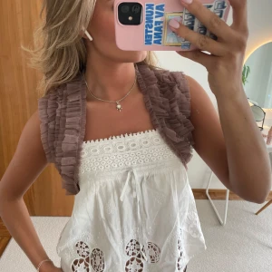 Bolero  - Jätte fin bolero i tyll💕