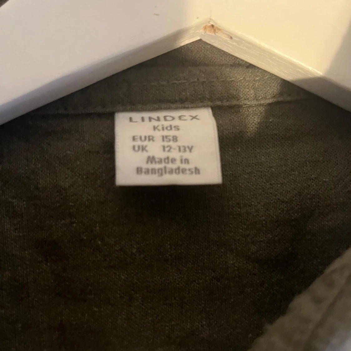 Grön linneskjorta från Lindex - 90