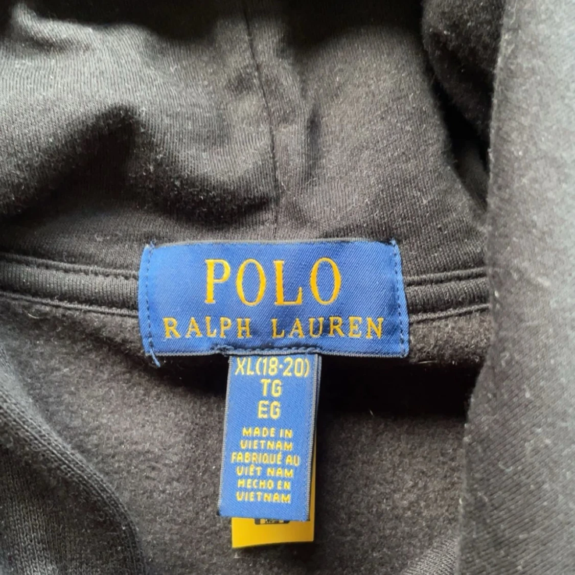 Svart hoodie från Polo Ralph Lauren - 1