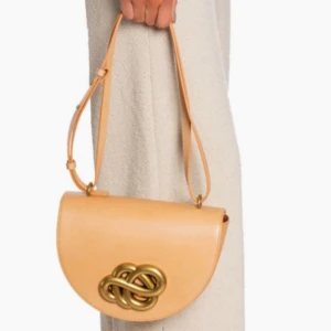 Beige axelväska Malene Birger - Malene Birger väska oanvänd                          Nypris: 5800 kr