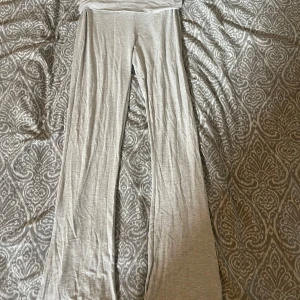 Yoga pants - Grå yoga pants från lager 157