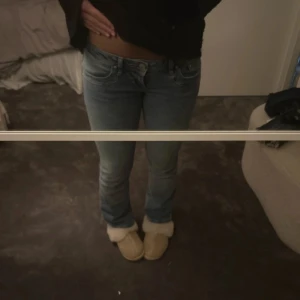 Lågmidjade LTB jeans bootcut - Bootcut lowwaist LTB jeans använda fåralsgånger då de är på gränsen till försmå för mig, nypris 799kr snabb affär 550kr