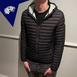 Snygg dunjacka från Colmar  | Skick: 9/10 | Strl: 14 ( Passar XS) | Modellen är 180cm lång | Hör av dig vid frågor eller funderingar!