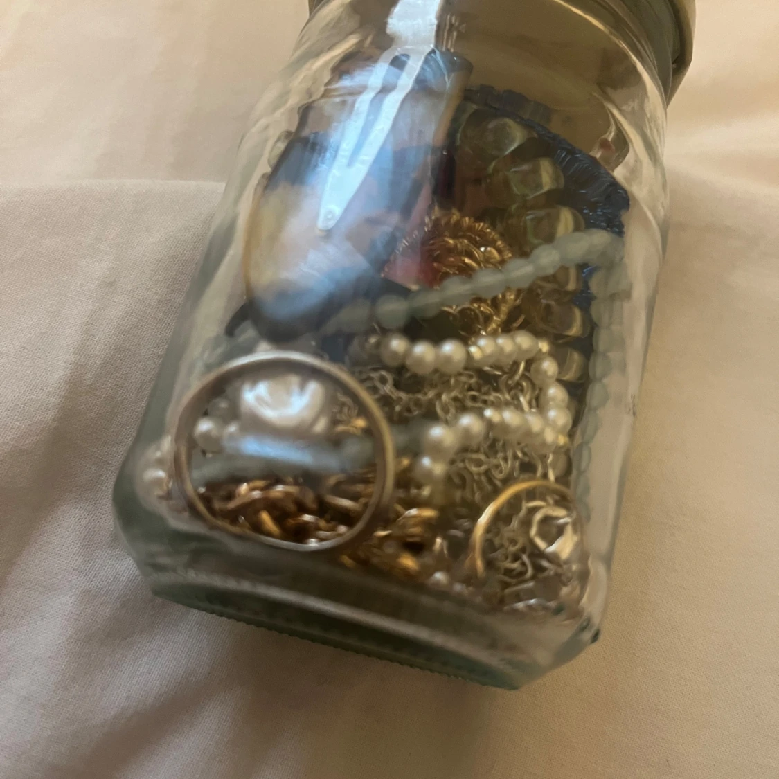  Mystery jar  - 1