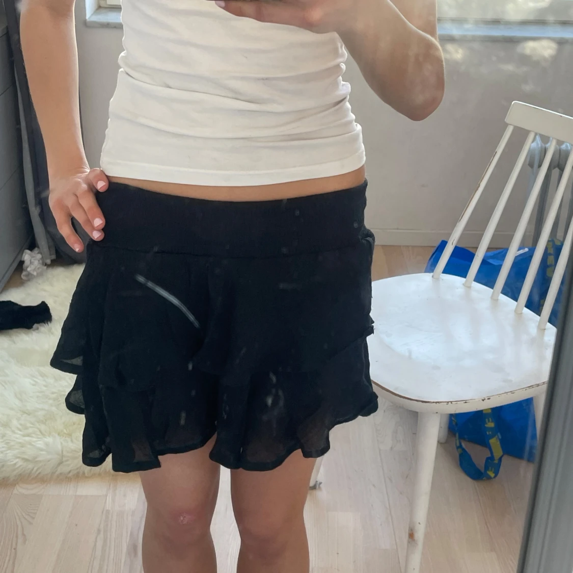 Svart volangkjol - 1