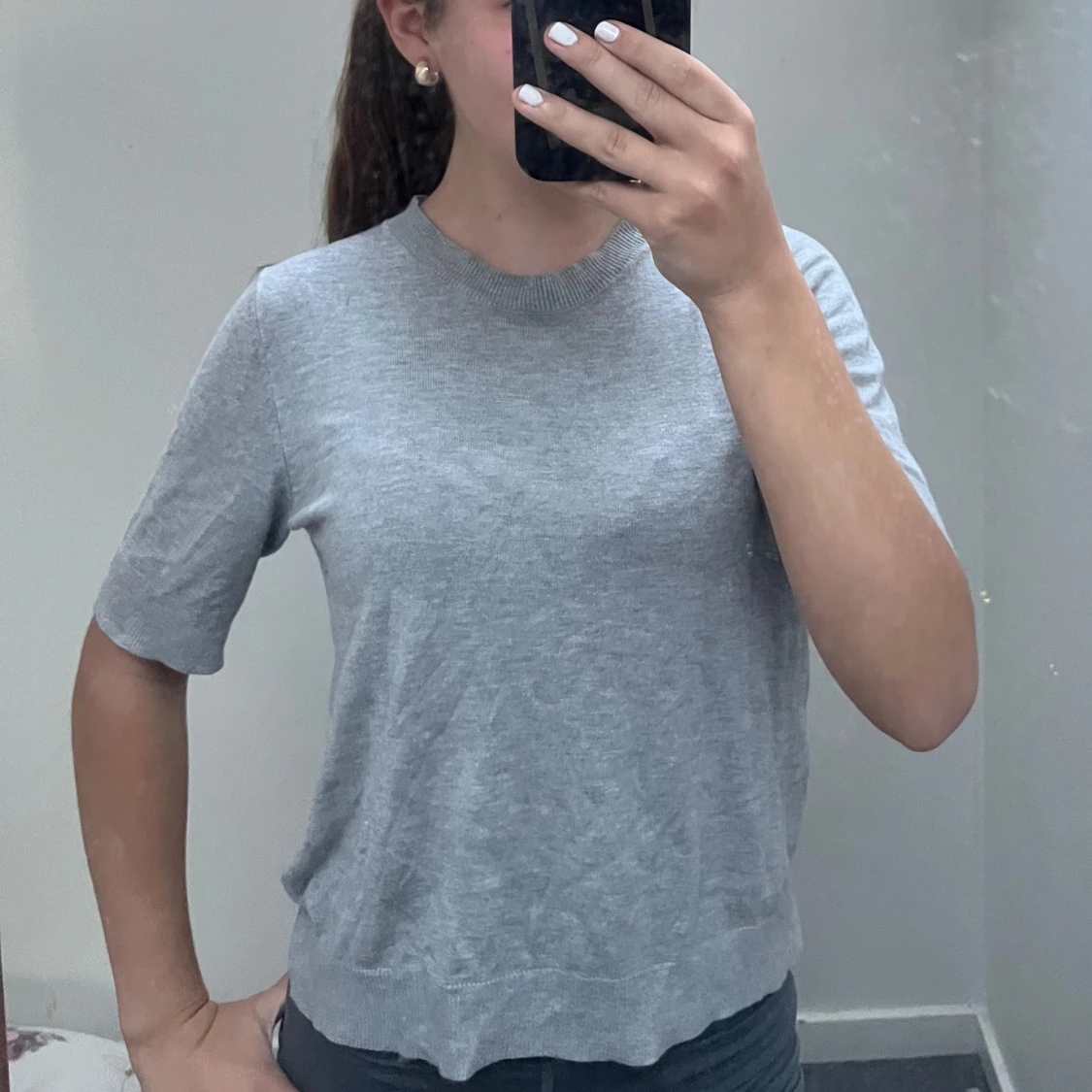 Ljusgrå stickad kortärmad tröja från 157 - 2