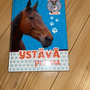 Nuortenkirja - Darrel ja Sally Odgers Ystävä pulassa nuortenkirja. Parikn kertaan luettu. Kissatalous MMM Mikäli hinta ei miellytä tarjoa rohkeasti Katsothan myös muut ilmoitukseni 