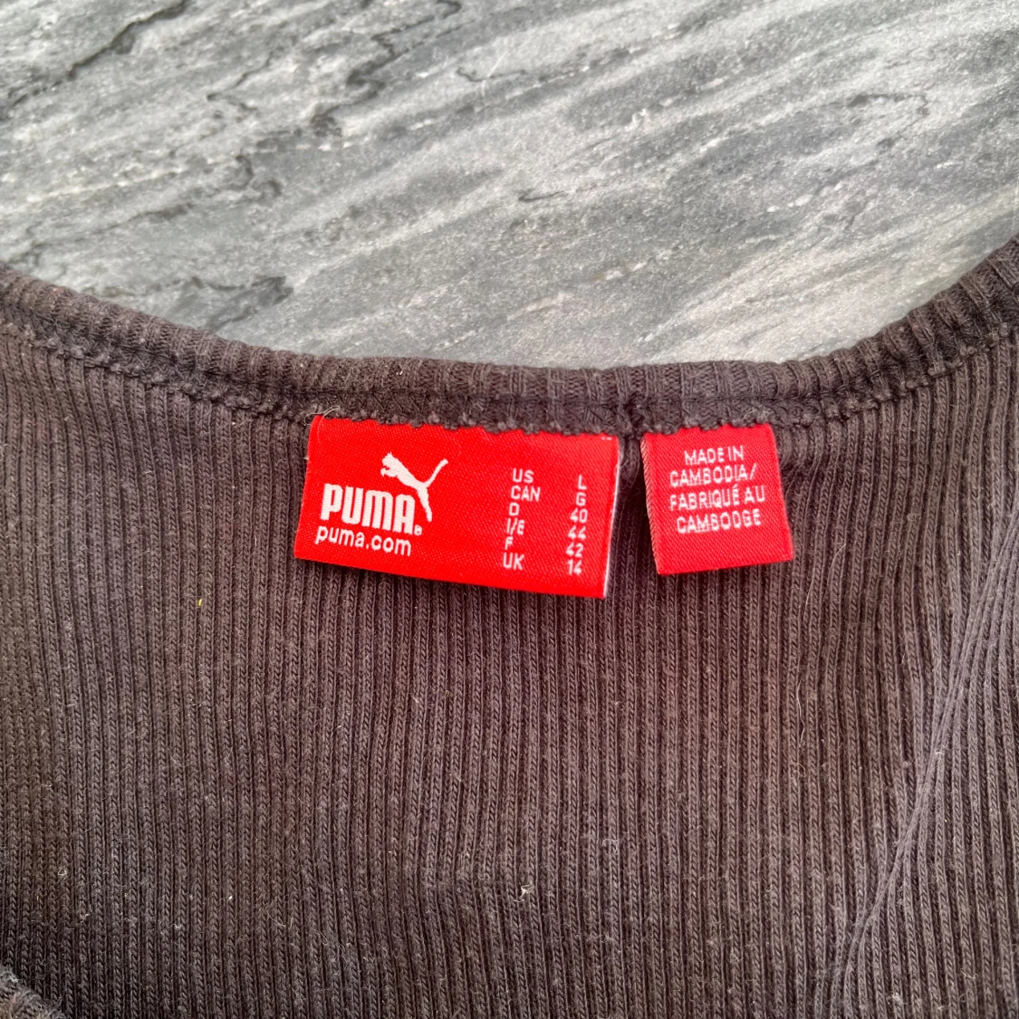 Svart ribbad linnetopp från Puma - 3