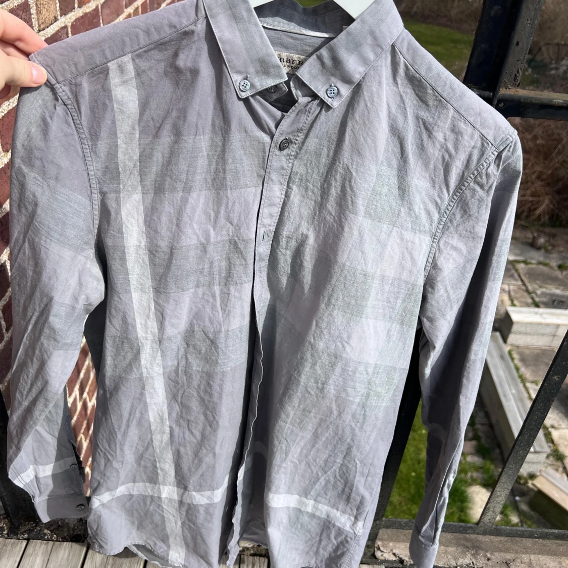 Grå rutig skjorta från Burberry