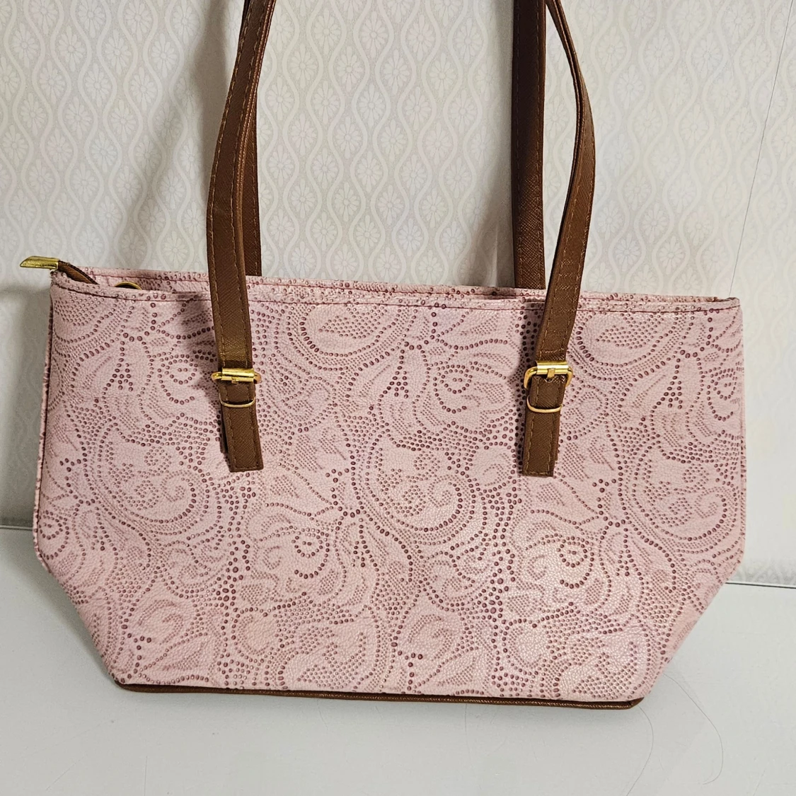 Rosa axelväska från Michael Kors - 1