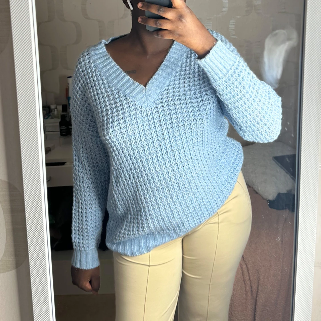 Ljusblå stickad tröja - 1