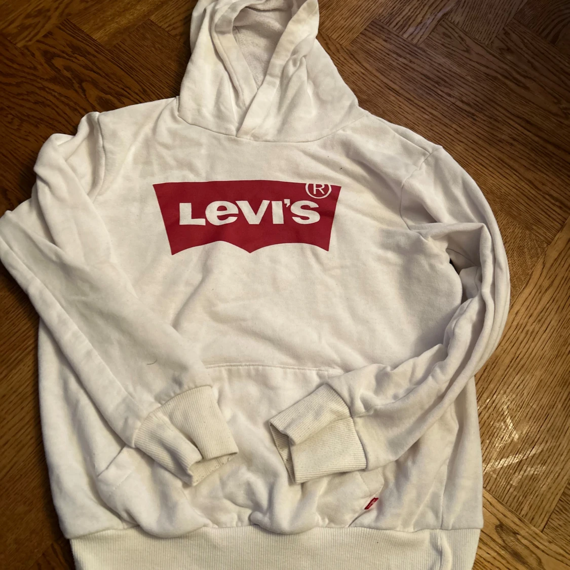 Vit hoodie från Levi's - 2