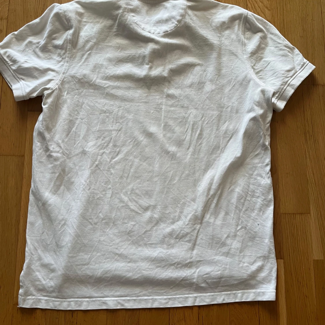 Vit kortärmad pikétröja från Tenson - 1