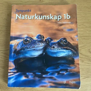 Naturkunskap 1b - I använd skick, men fortfarande fräsch 