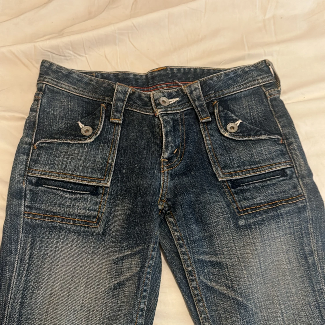 Vintage Levis Lowrise bootcut jeans - 90