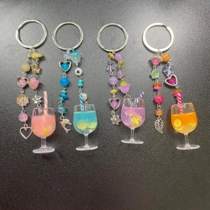 Nyckelringar  - Lemonade nyckelringar! 100% handgjorda av mig^^ läs sista bilden om du är intresserad! 132 kr styck!