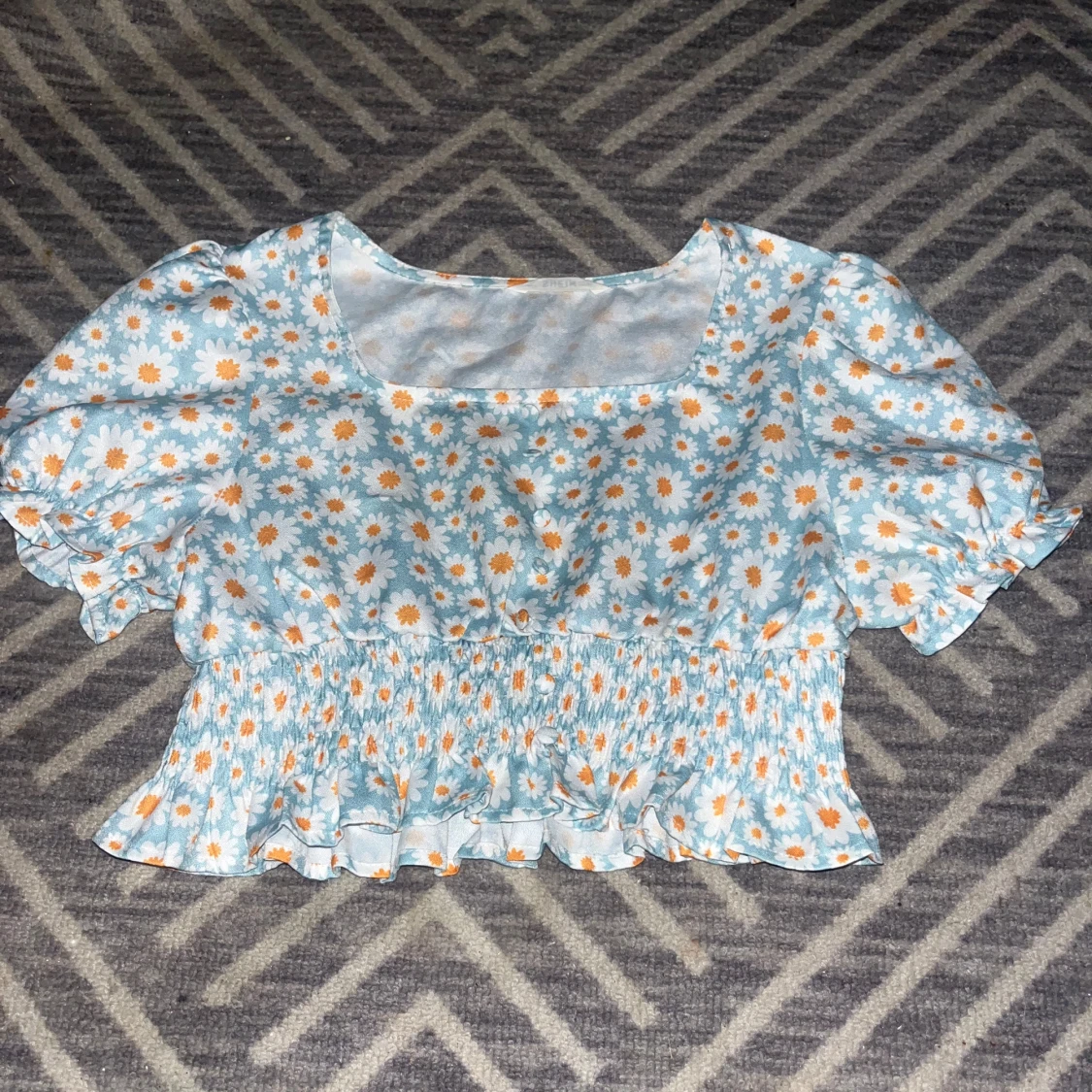 Fin blommig tröja - 90