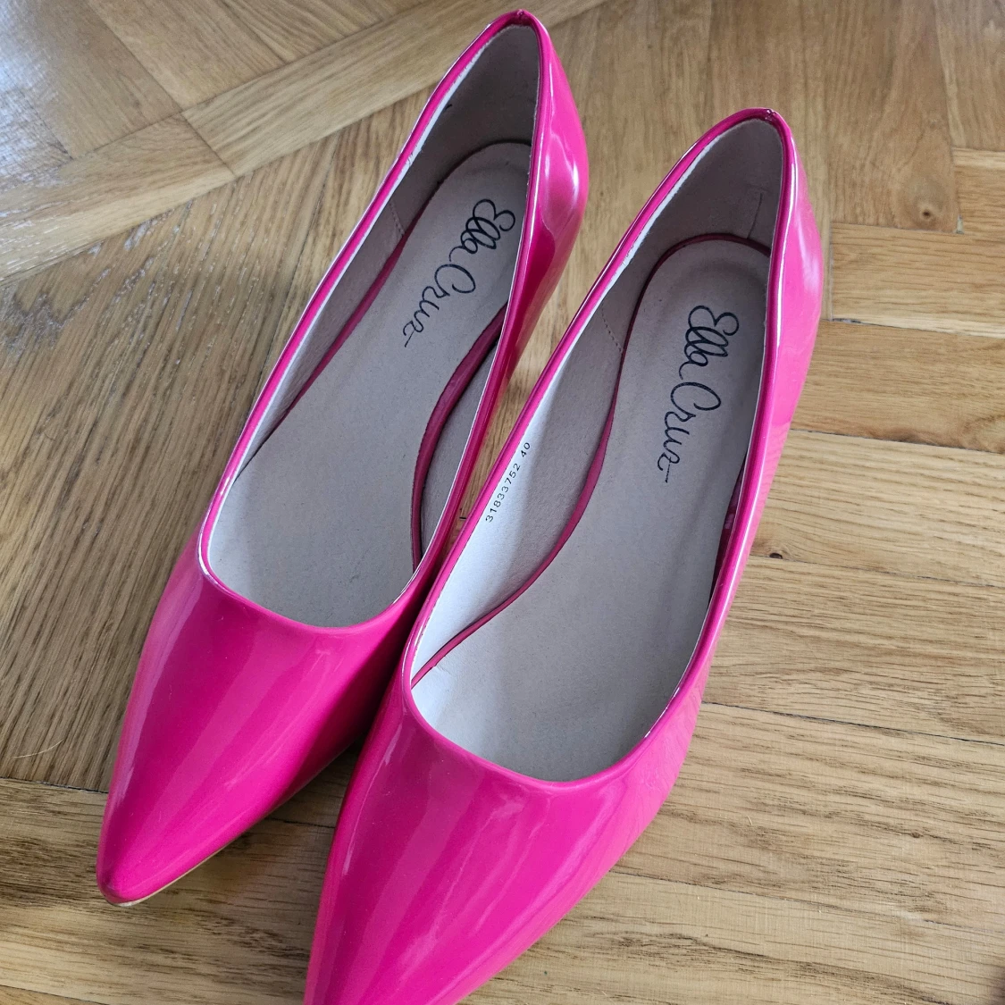 Rosa pumps från Ella Cruz - 93