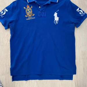 Ralph lauren polo - Ralph lauren polo som är i mycket gott skick utan defekter. 