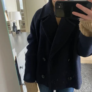 Mango kappa  - Snygg kappa från Edited! Kommer tyvärr inte till någon användning. Strl 34/36💕 