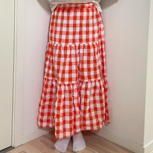 Rutig kjol - Knappt använd rutig kjol