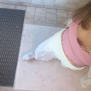 Vit lång kjol - Vit lång kjol lite kort på mig som är 168❤️