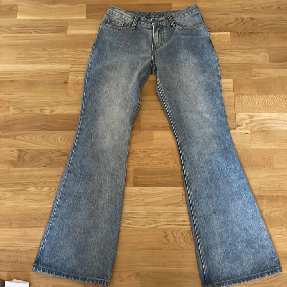Bootcut jeans . Jeans & Byxor.